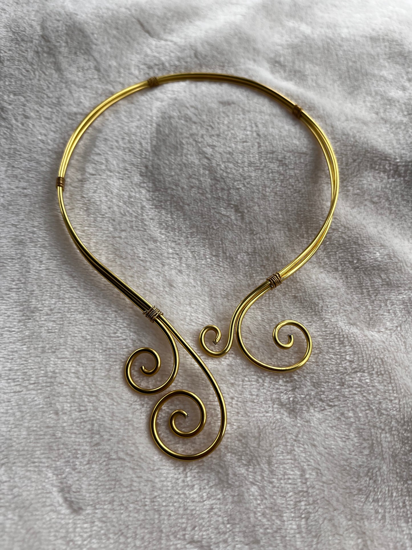 Halsband