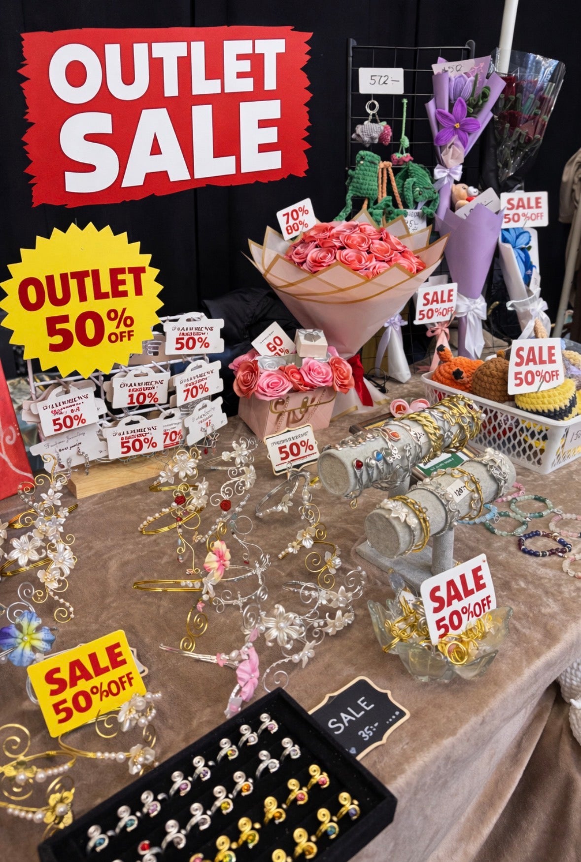 OUTLET