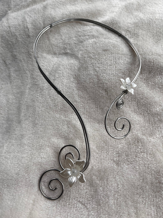 Halsband