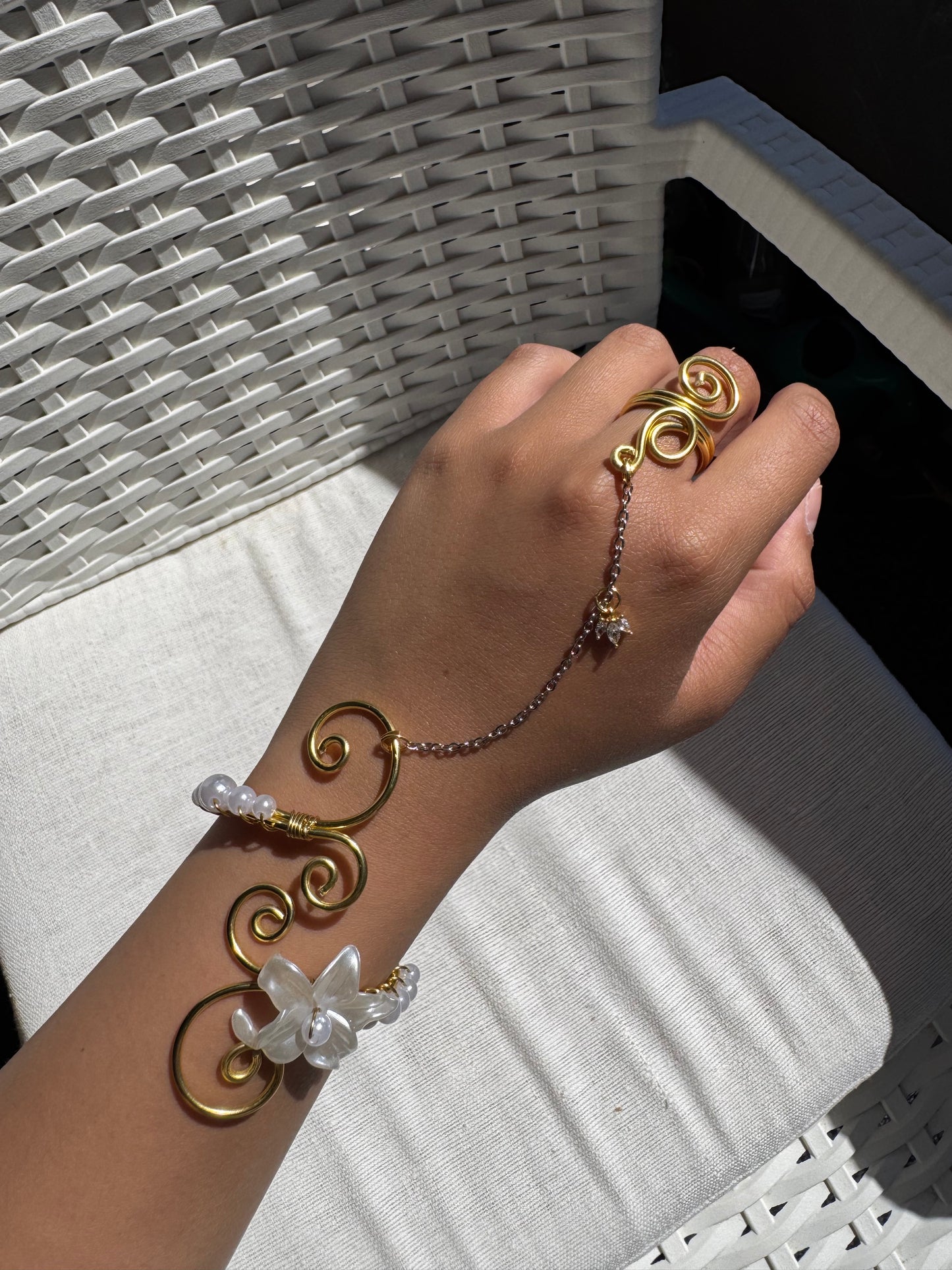 Handchain🧚