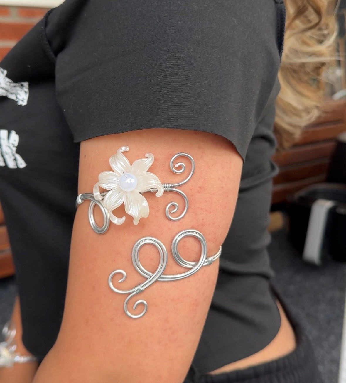 Arm cuff