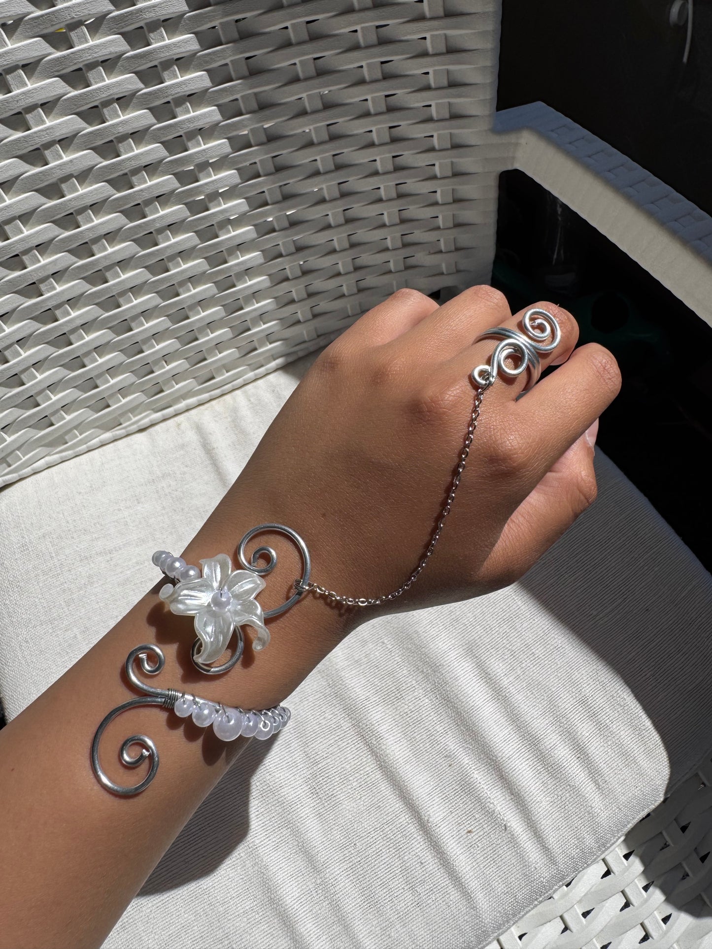 Handchain🧚
